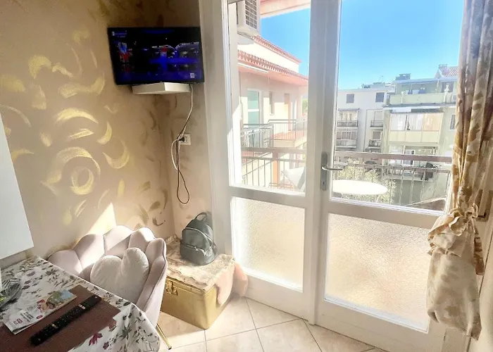 Citta Giardino Parking *